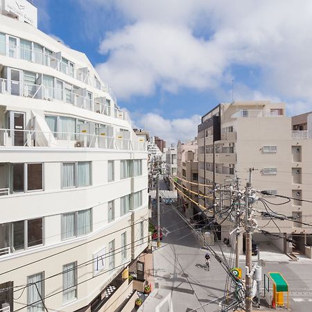 Отель Okinawa Kariyushi Lch. Premium Наха Экстерьер фото